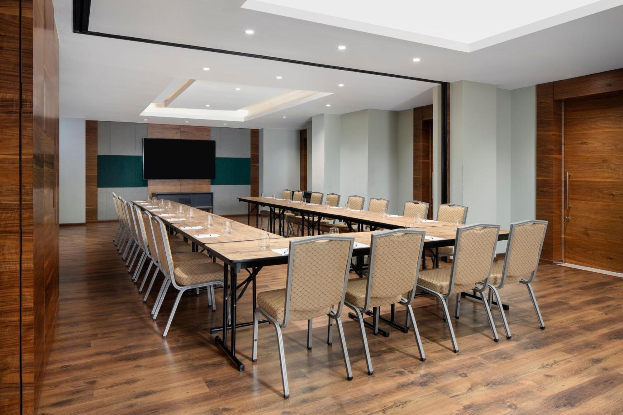 Four Points By Sheraton קיגאלי מראה חיצוני תמונה